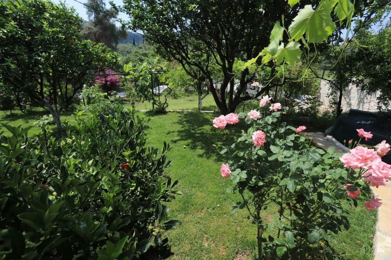 בית הארחה Kastellanoi  	Garden House Kastellani מראה חיצוני תמונה