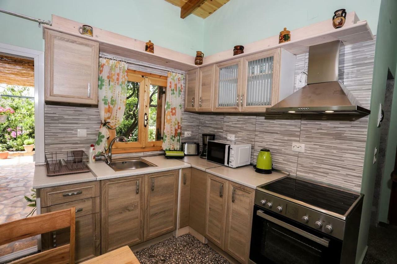 בית הארחה Kastellanoi  	Garden House Kastellani מראה חיצוני תמונה