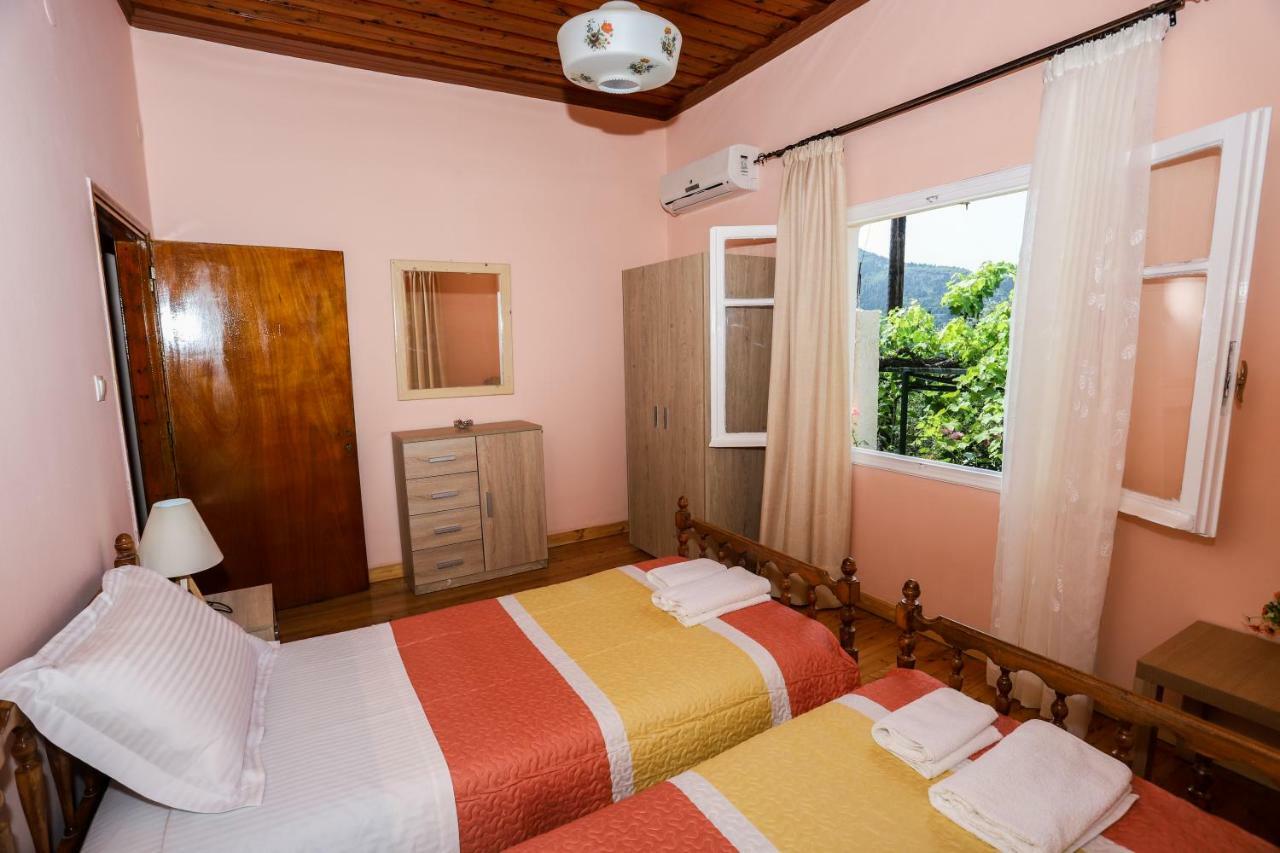 בית הארחה Kastellanoi  	Garden House Kastellani מראה חיצוני תמונה